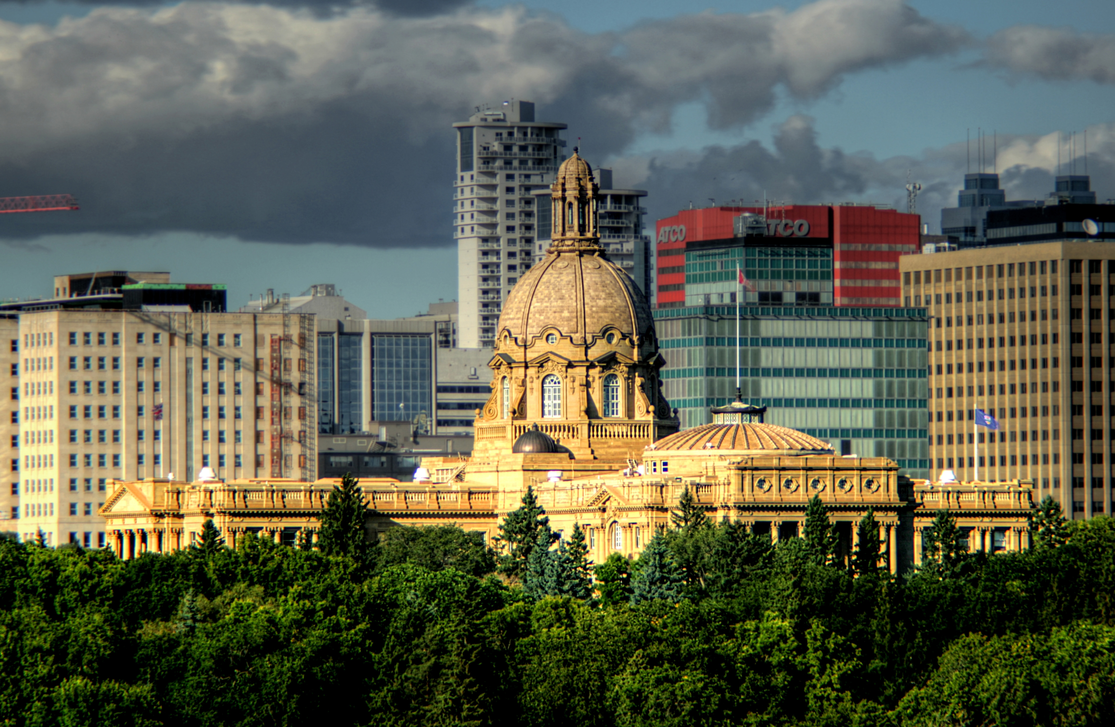 edmonton parliament building